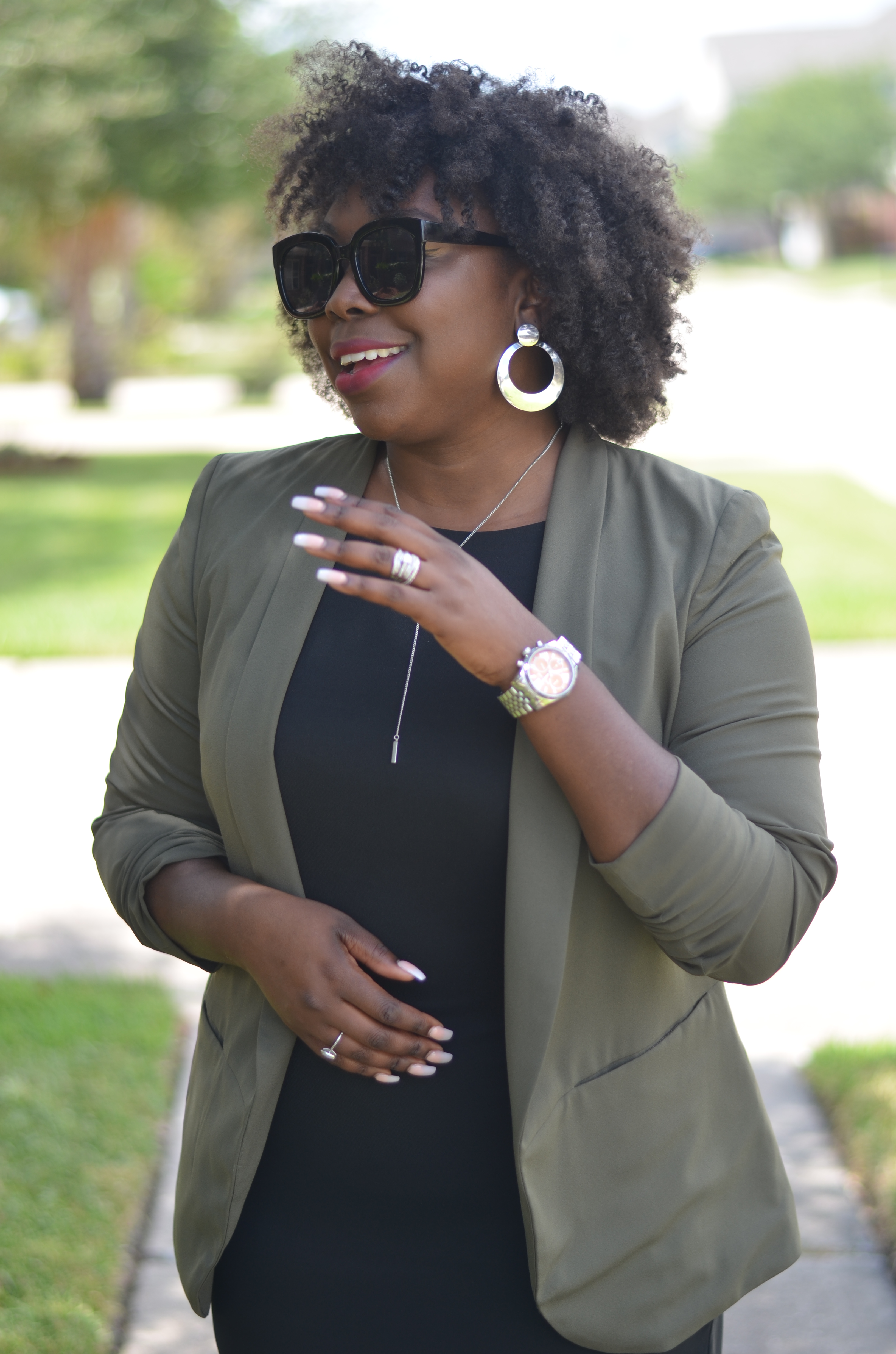 OmbreNailsNaturalHairStyle