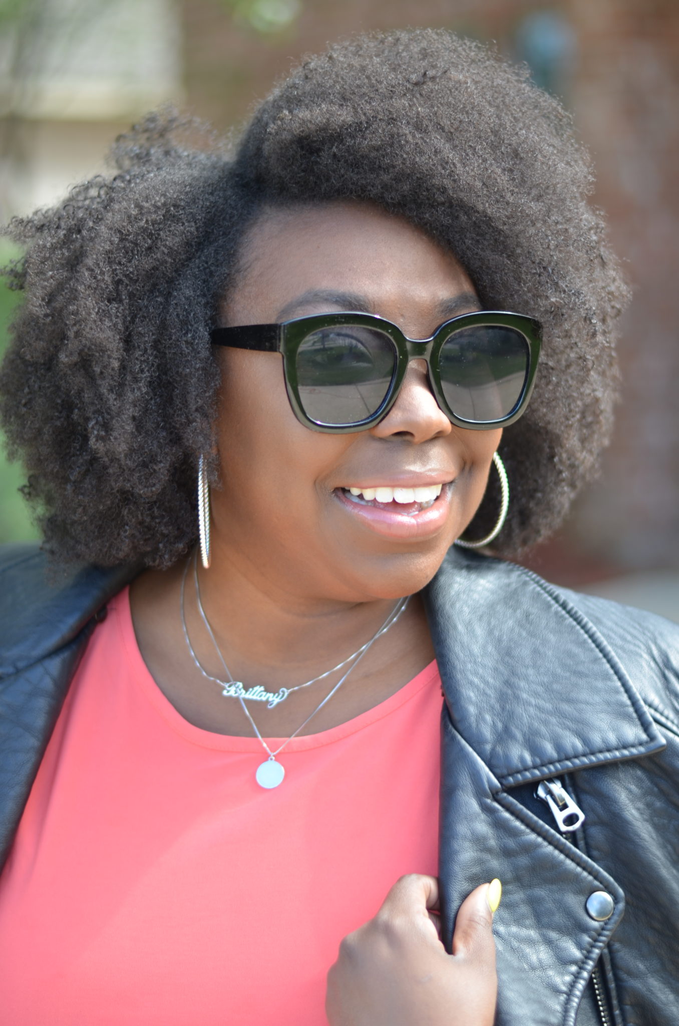 NaturalHairBigSunglasses